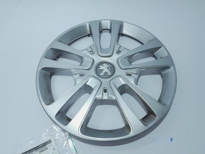 Оригінальні Ковпаки колісні R15 Пежо 301 Peugeot 301 ціна за к-т 4 шт