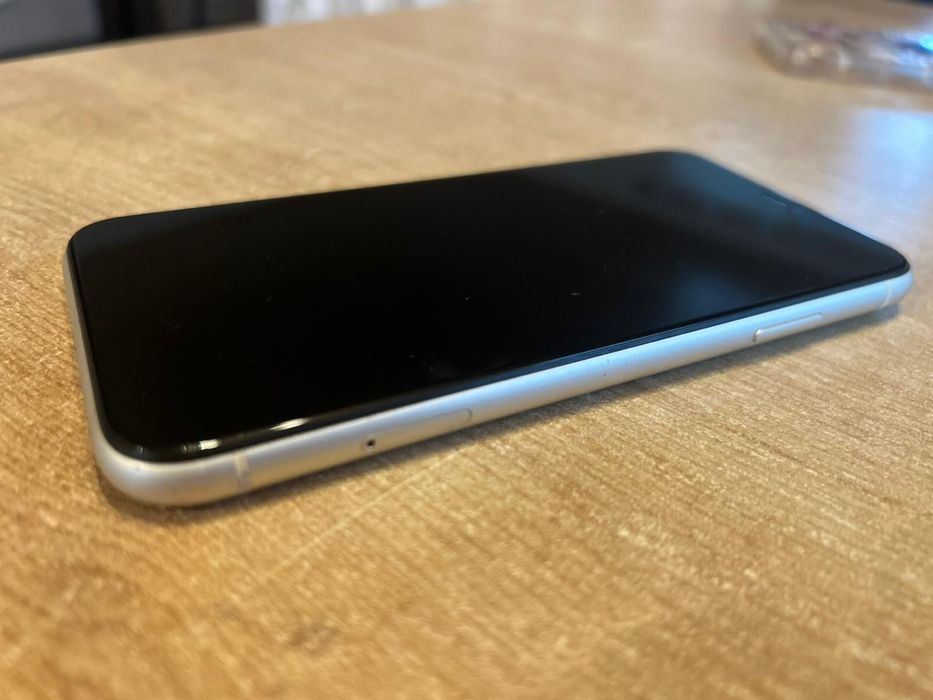 Iphone 11 64 Gb biały
