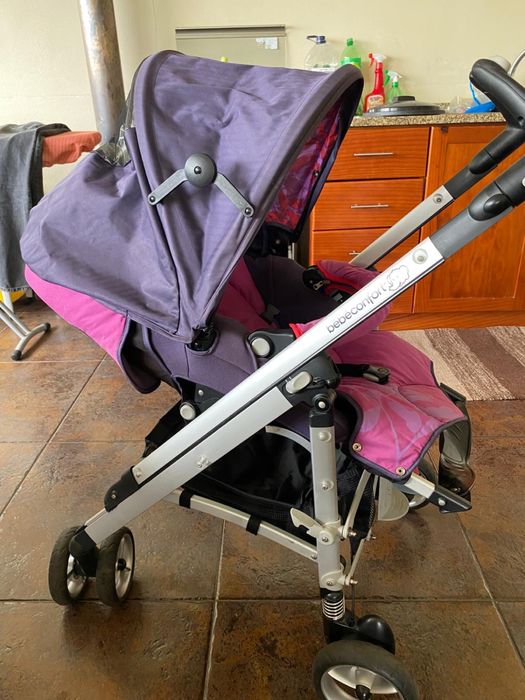 Carrinho Bébé Menina