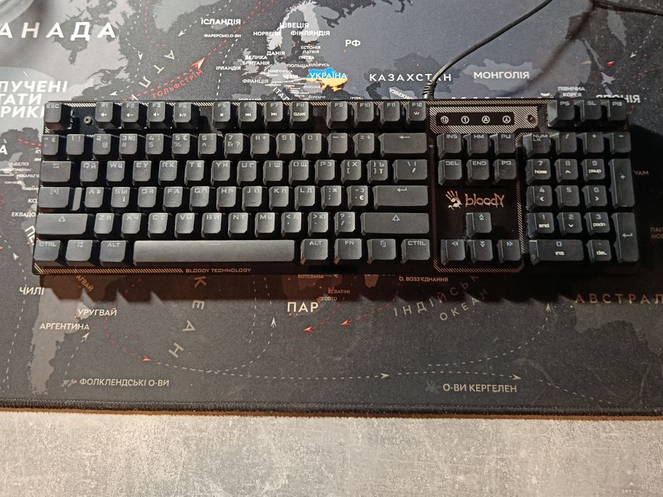 Клавіатура A4 Tech Bloody B750N Green Switch клавиатура