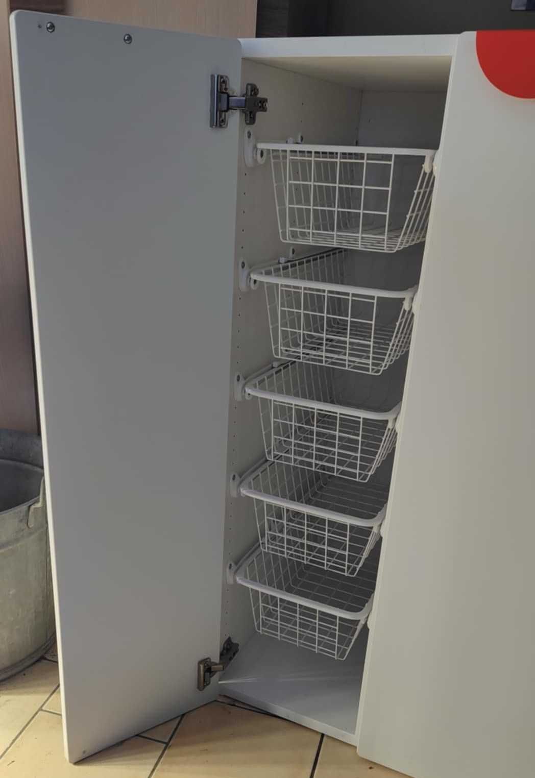 Szafka z wysuwanym systemem IKEA SMASTAD pokój dziecięcy + akcesoria