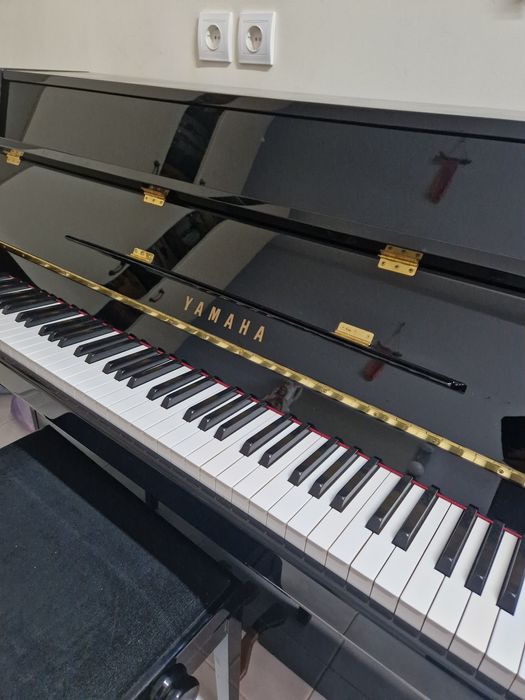 Piano Yamaha b1 PE