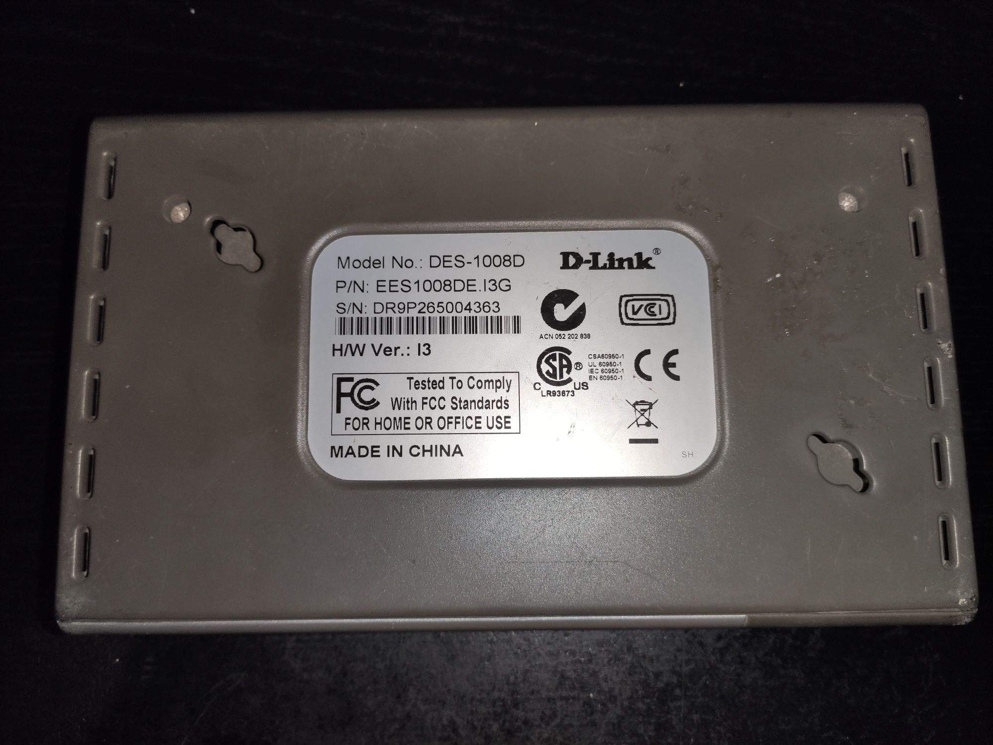 Switch D-Link 8 port DES-1008D 10/100Mbit