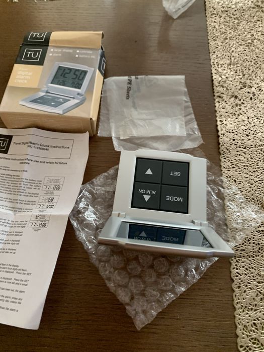 Składany zegarek wielofunkcyjny