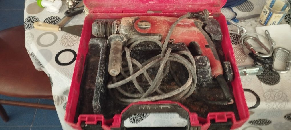 Martelo perfurador Hilti te 3-m