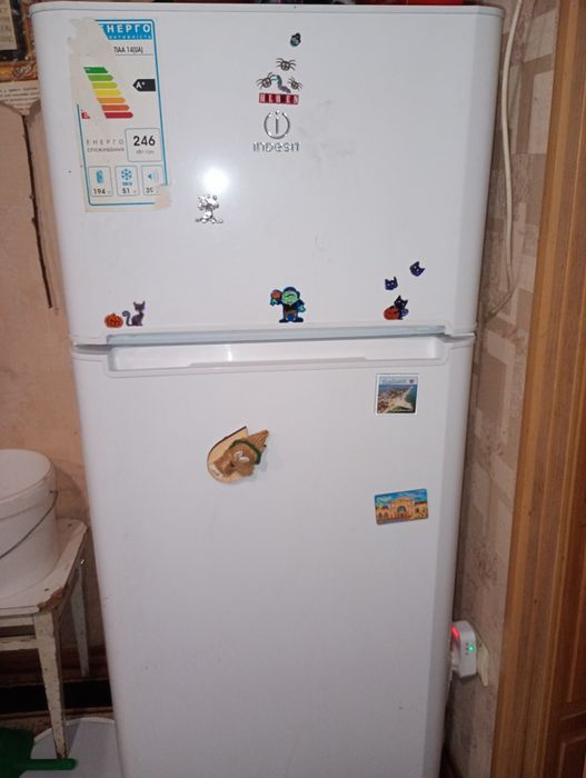Продам холодильник