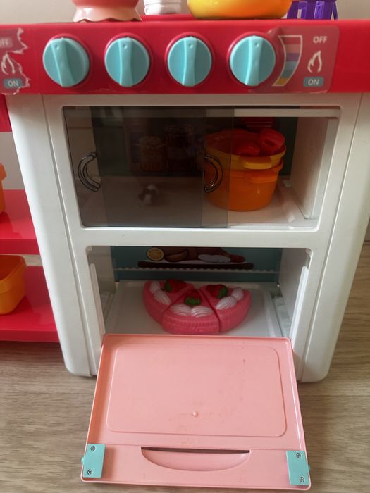 Дитяча кухня зі звуком , набір посуду