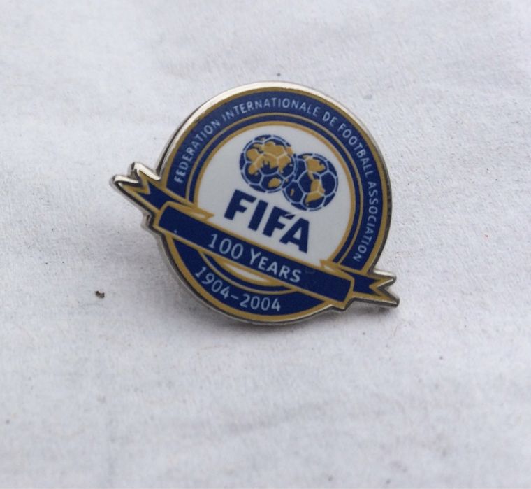 Футбольные значки Fifa с Evro2002