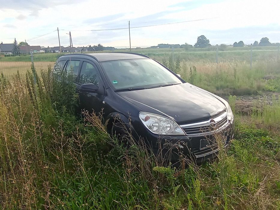 opel astra h iii 3 części tył drzwi lampa lewa prawa zderzak kombi