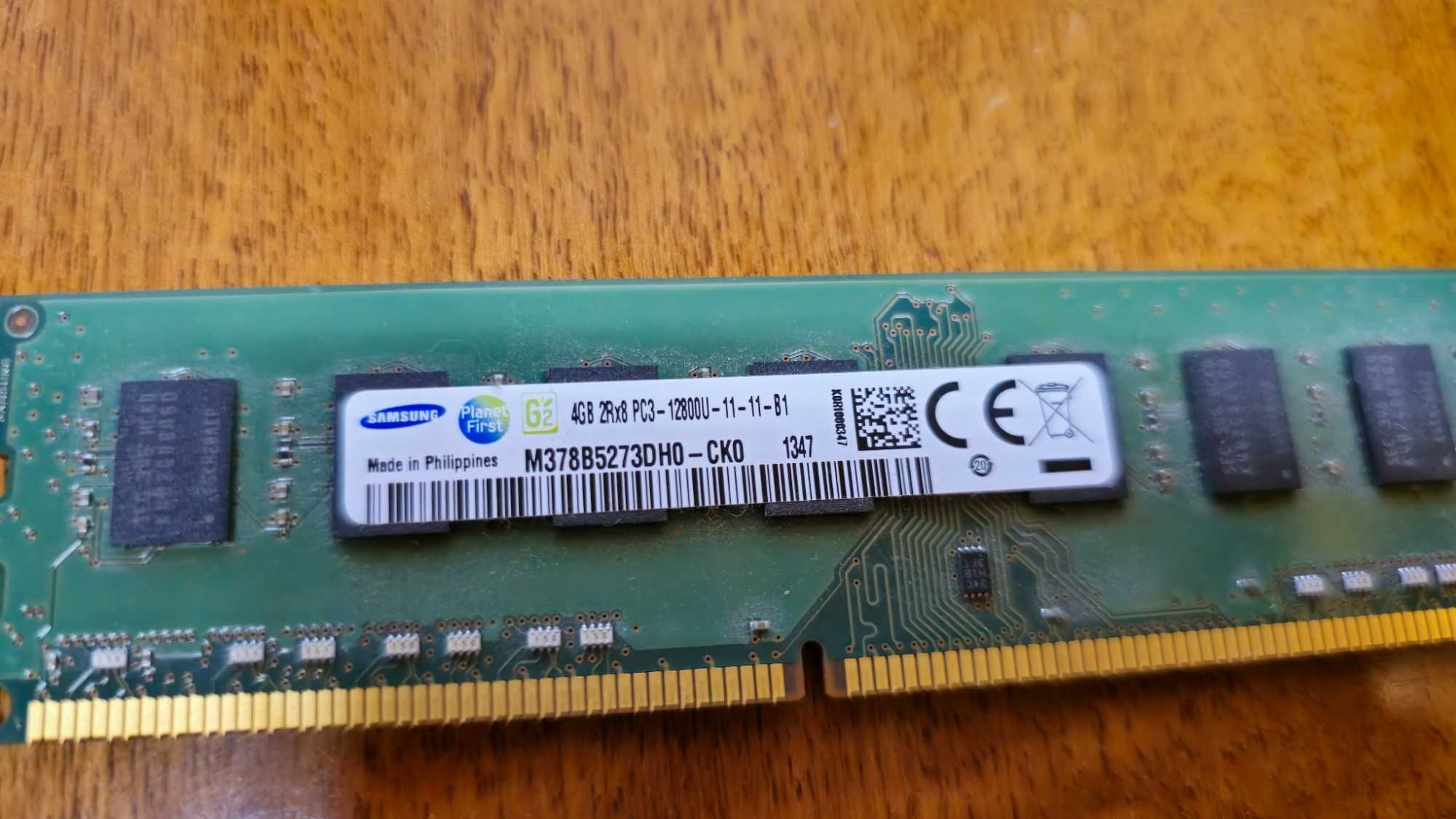 Vendo Memória Ram DDR3 4GB 12800U