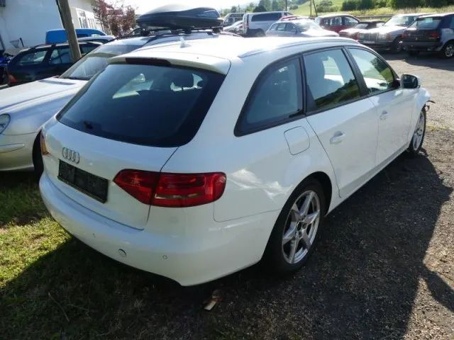 Audi A4 A4 B8 .2.0TDI 170KM NAWI PDC