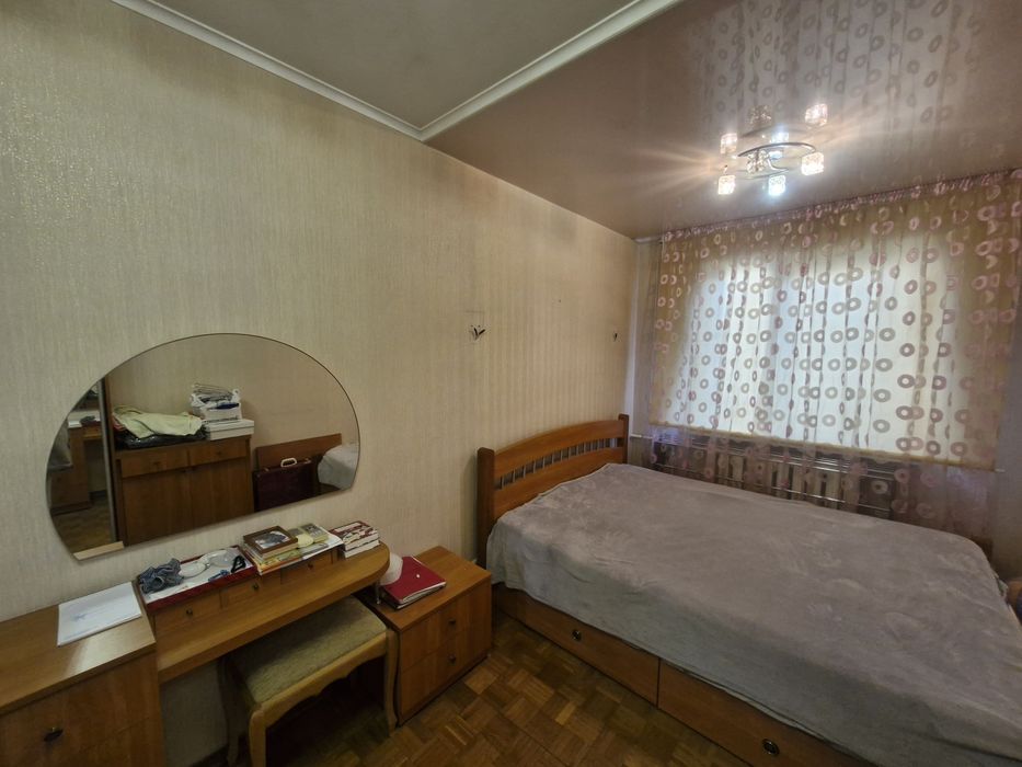 Сдам трёхкомнатная квартиру  на Черёмушках