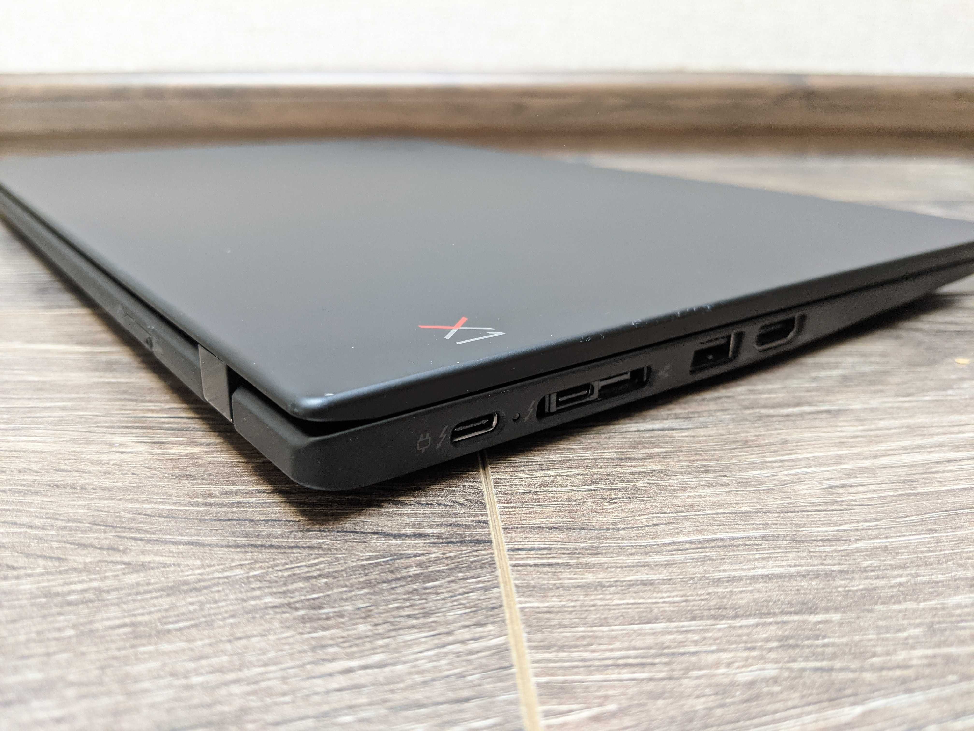 Lenovo Carbon X1 6th 14" FHD IPS i5-8350U 8Gb/256Gb NvME