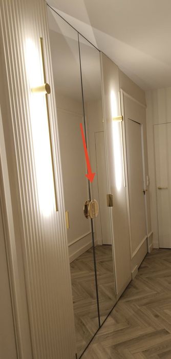 Uchwyt do mebli półksiężyc mosiądz połysk