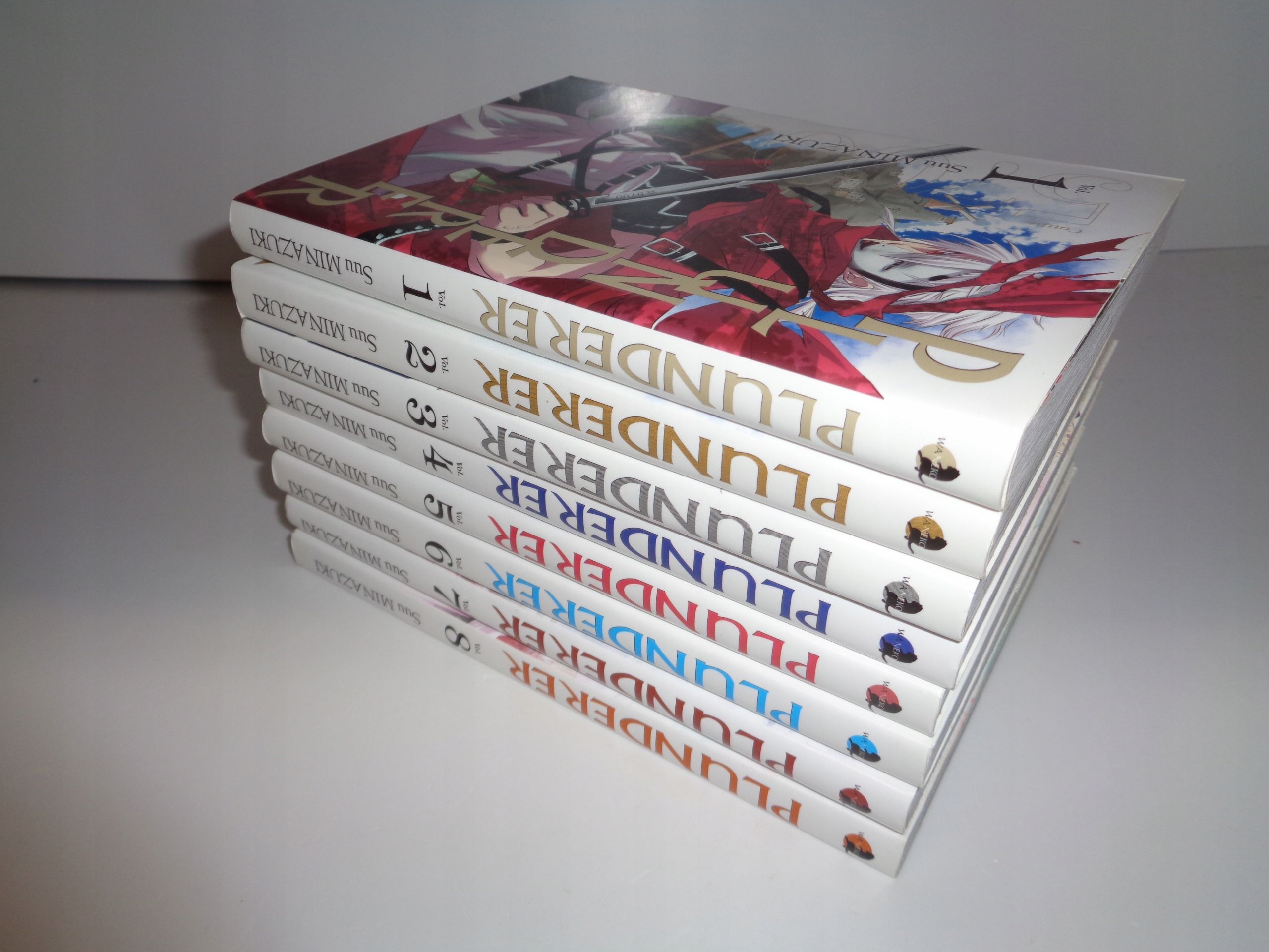 Plunderer. Tom 1 - 8 Suu Minazuki