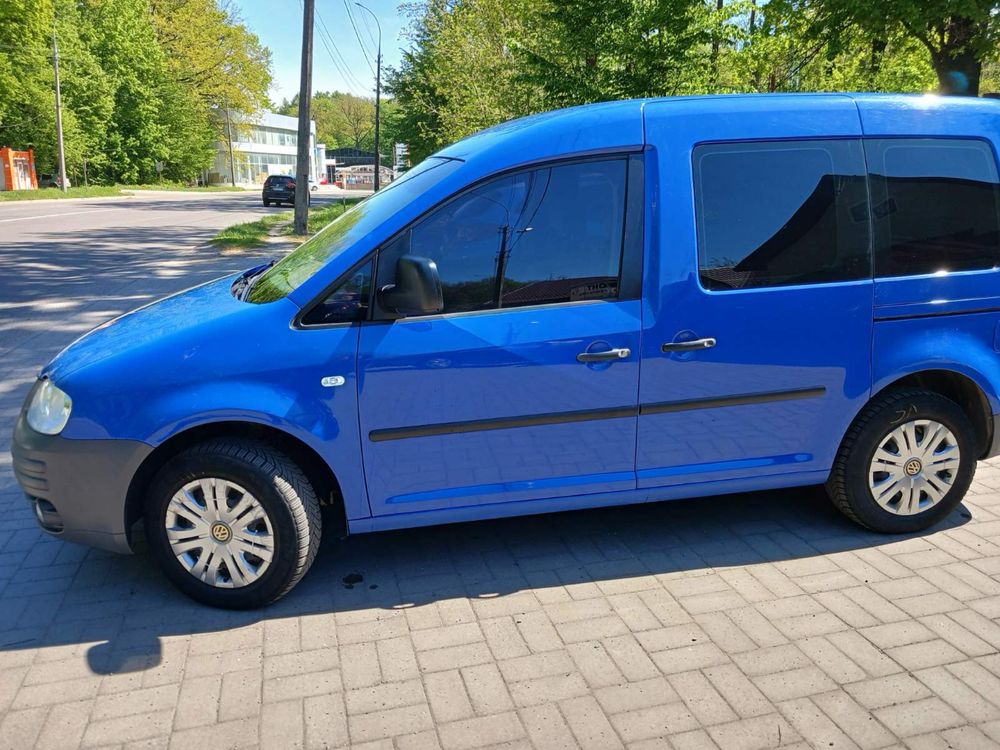 volkswagen caddy 2004