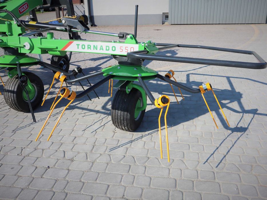 Przetrząsacz TORNADO 5,50 TALEX 4-wirniki przetrząsarka karuzelowa