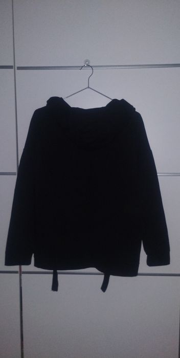 La..mu rozmiar 2 czarna bluza z kapturem 
Czarna zadbana bluza z kaptu