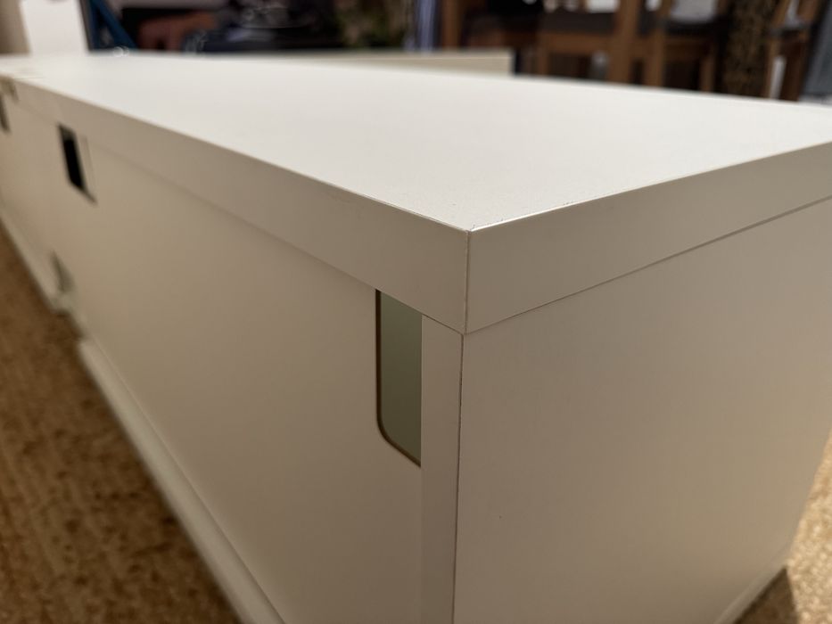 Movel de TV modelo Bestå 1.80m