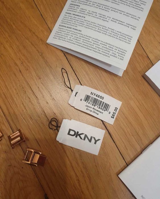 Zegarek DKNY różowe złoto