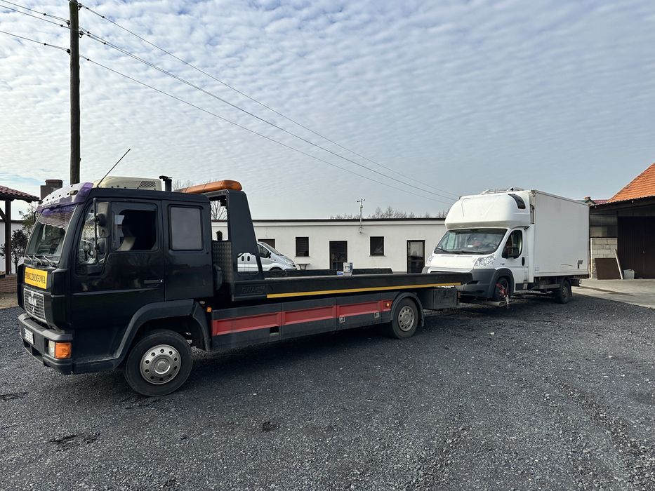 Transport laweta, usługi HDS Żuraw, pomoc drogowa, niskopodwozie