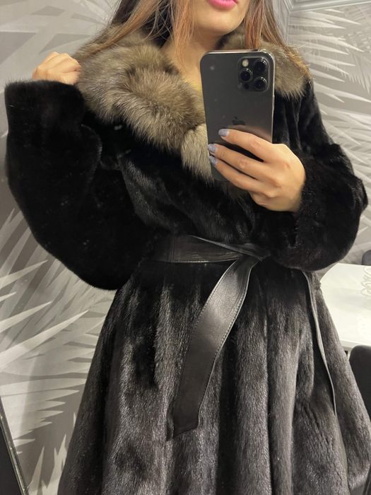 SALE-60 %. Шикарная норка блэкглама с баргузинским соболем