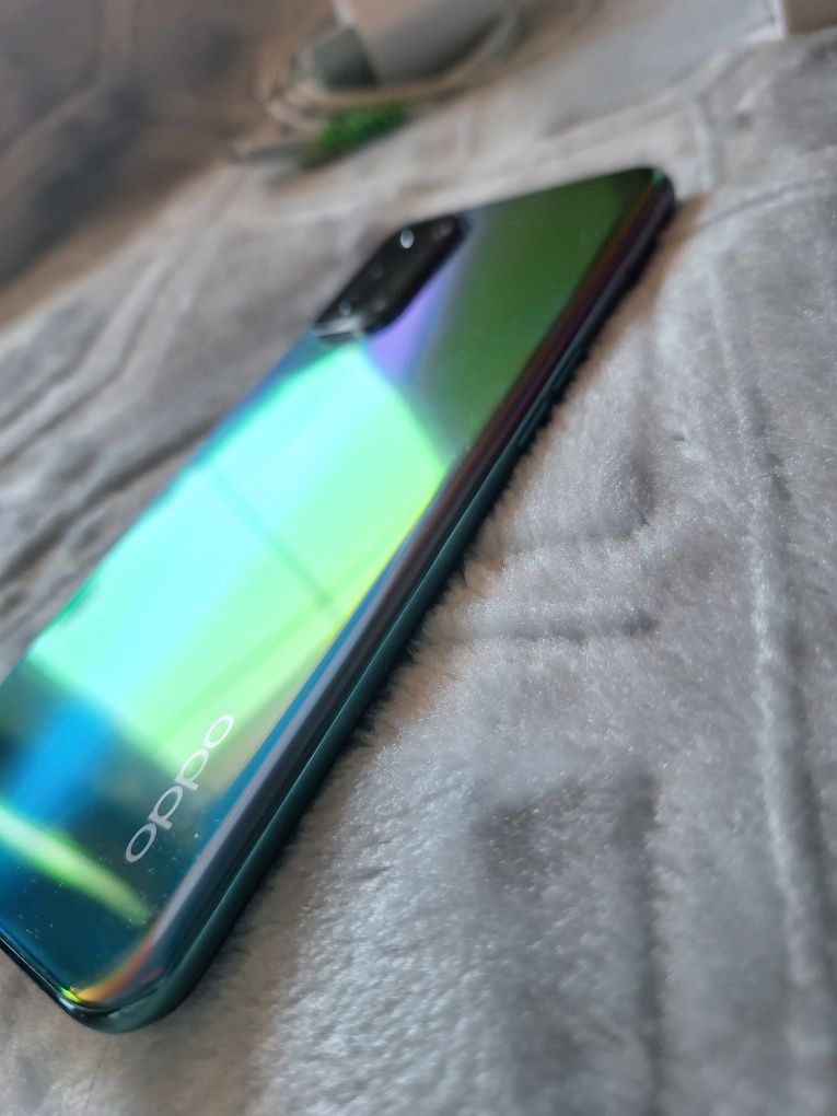 Oppo A54 5g telefon smartfon fioletowo niebieski ładowarka