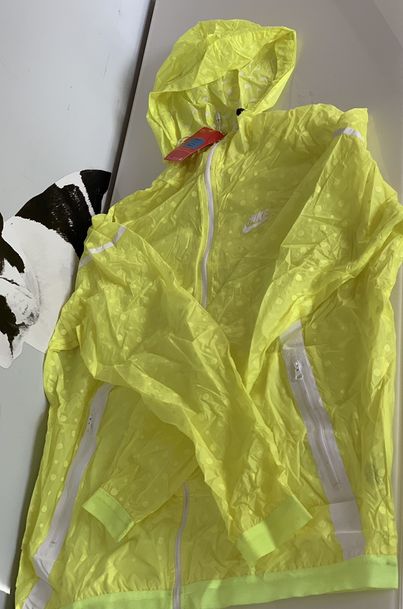 Kurtka męska NIKE Tech Hyperfuse Windrunner Yellow Jacket roz.M W-wa