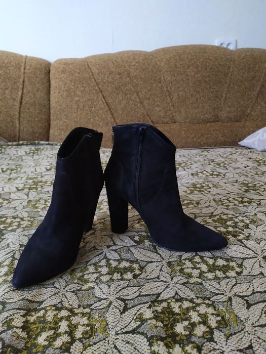 Замшеві Бутільони жіночі, 39 розмір