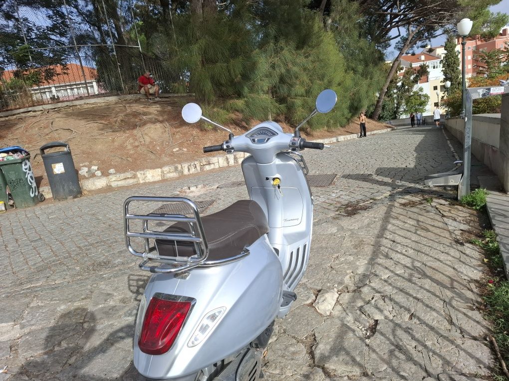 Vespa Primavera 125 Touring (ABS)