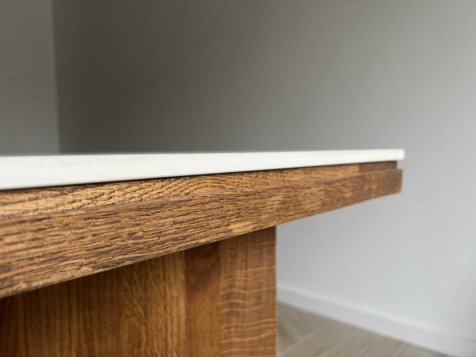 Gou-Gou Forms - Stół dębowy GOD z kamiennym blatem , Nowa polska marka