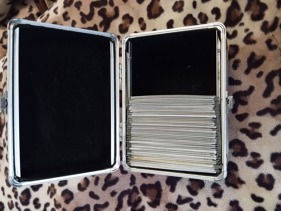 Кейс для дисков косметики украшений