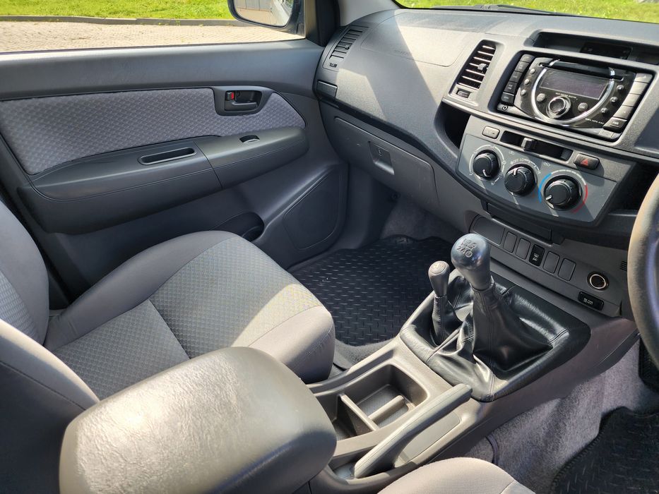 Toyota Hilux 2.5 diesel 2014 рік ІДЕАЛ!