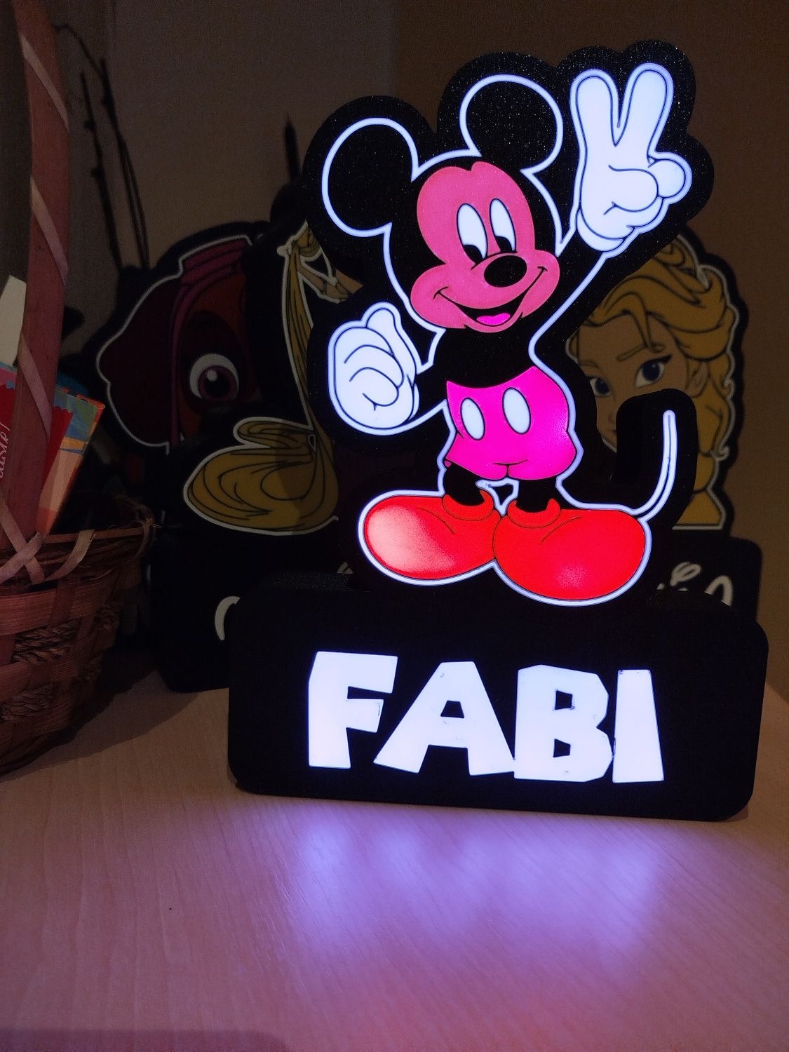 Lampa nocna Kolor LED - Mickey - podpisz swoim imieniem!