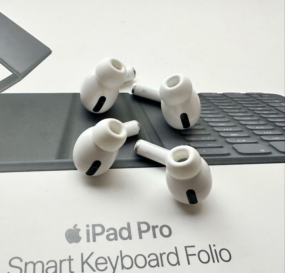 Prawa / Lewa sluchawka Airpods Pro 1 A2084 A2083