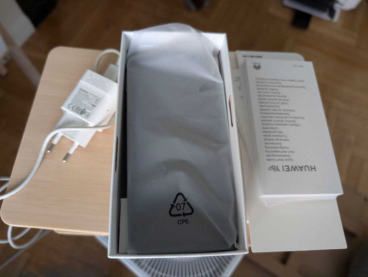 STAN IDEALNY Huawei Y6p 64 GB / 3 GB zielony Emerald Green dual SIM