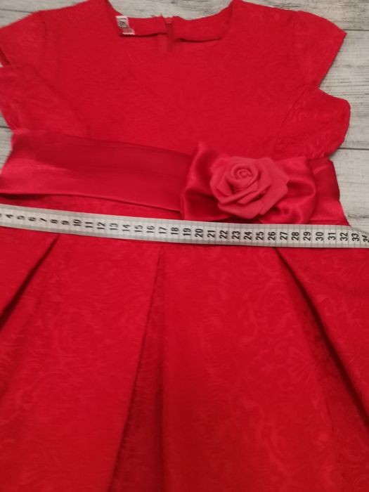 Платье нарядное рост 140