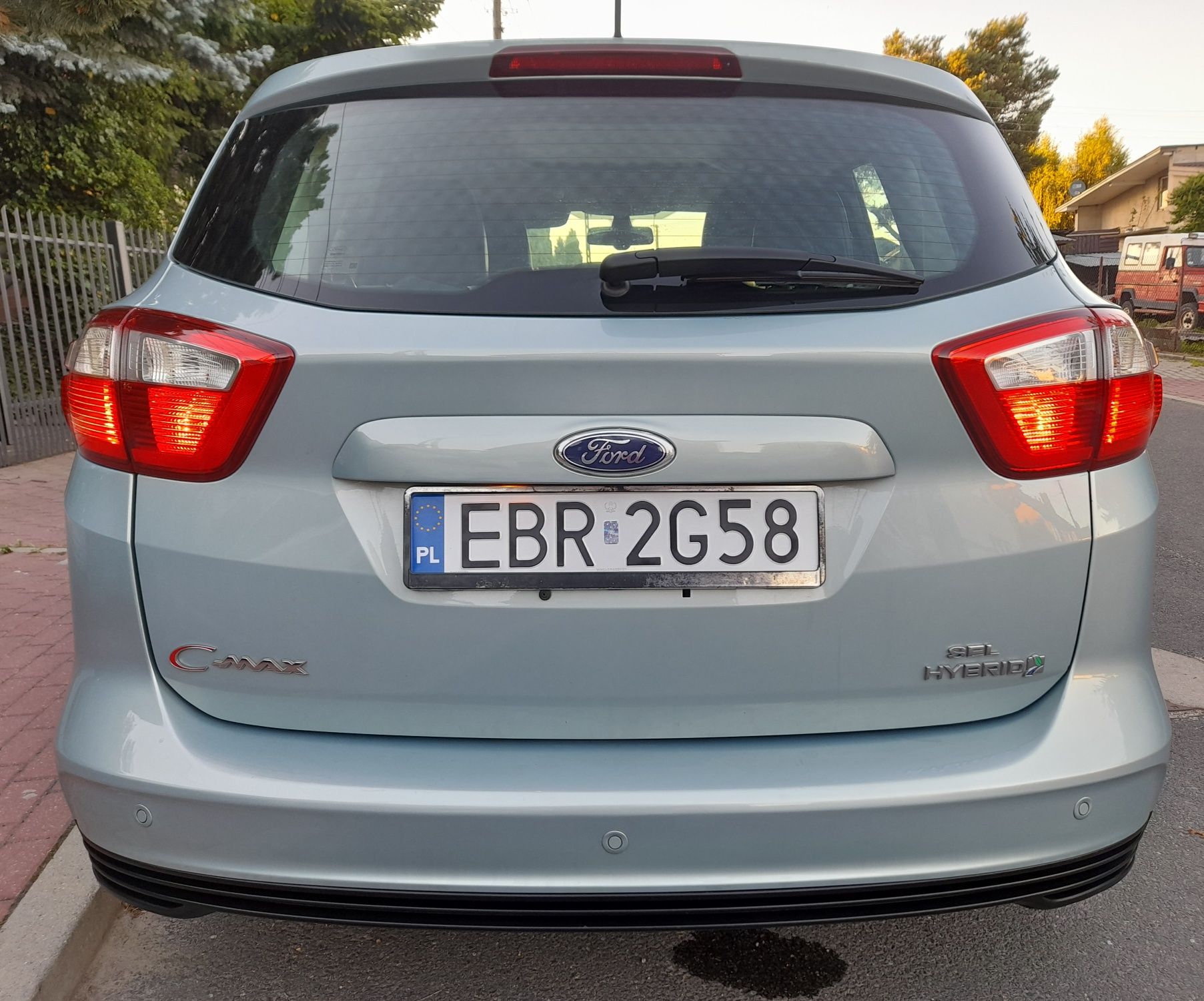 Ford C-max hybryda-benz z panoramicznym dachem 2013r.