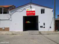 Armazém de 200m2 na Quinta das Gateiras - Barreiro