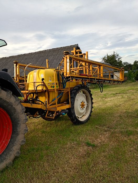 Opryskiwacz dubex 2000 l