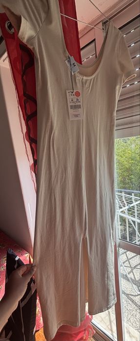 Vestido colada  com racha