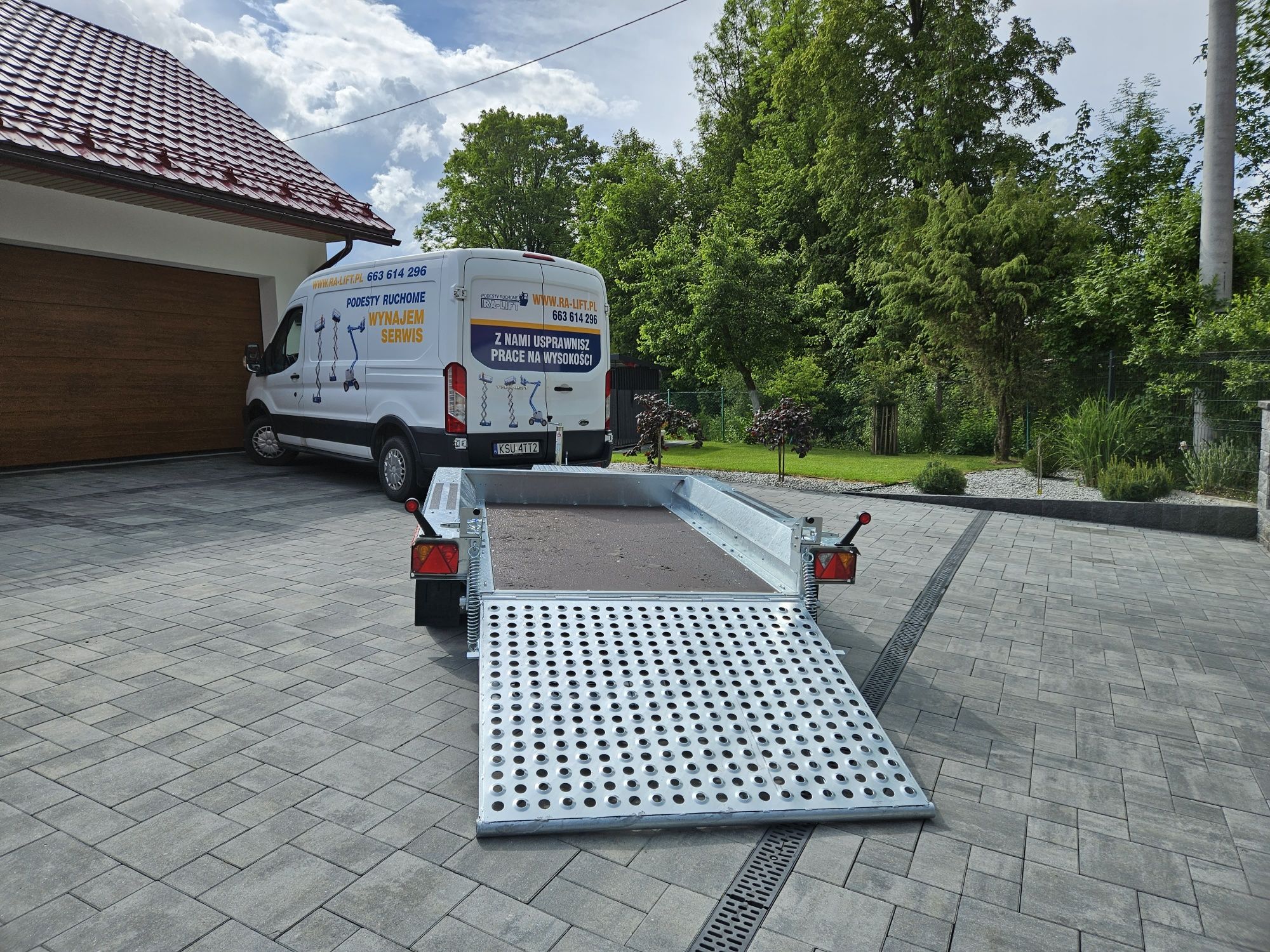 Wynajem  przyczepki lawety Dmc 2700 kg.