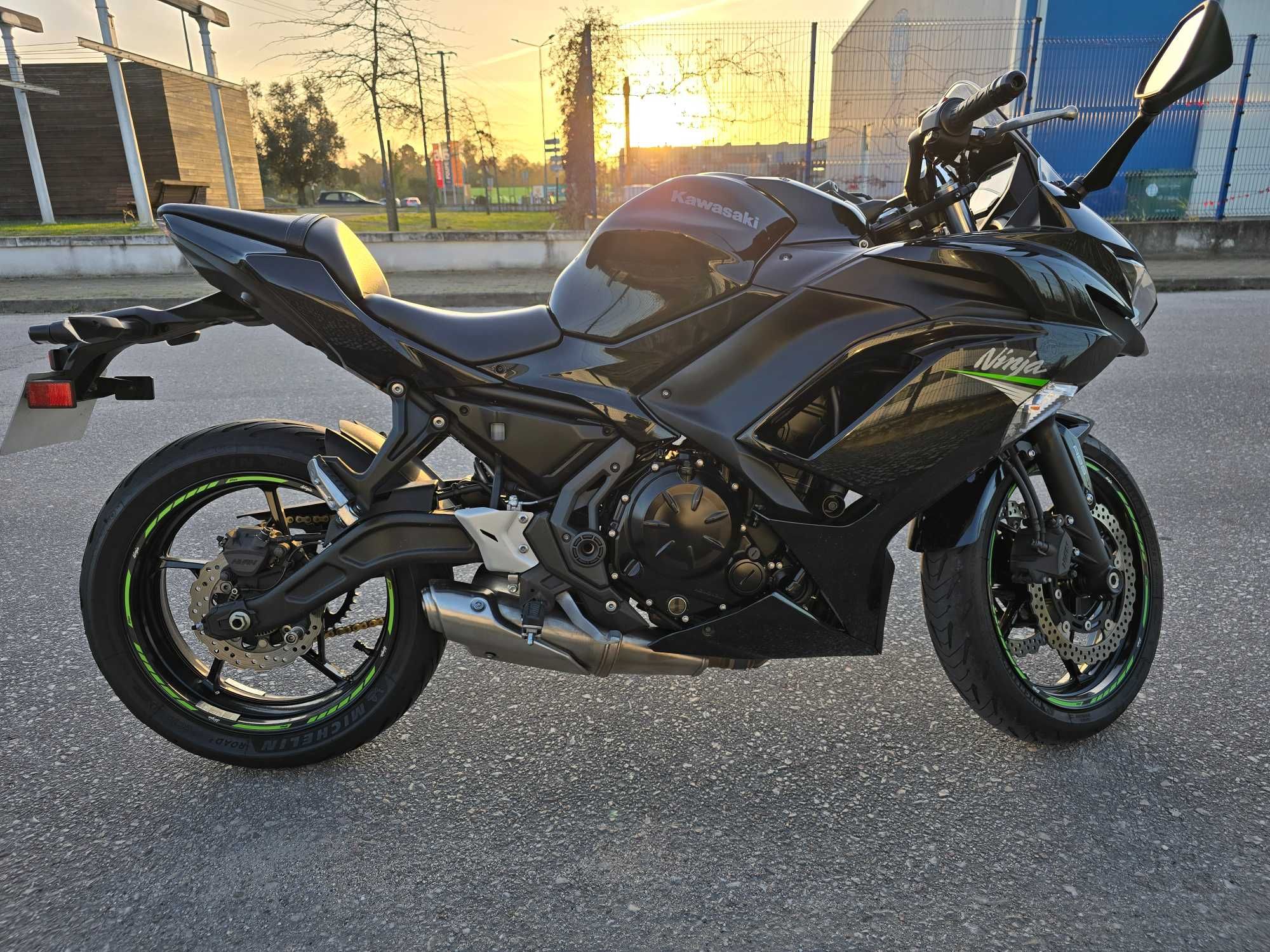 Kawasaki 650 Ninja