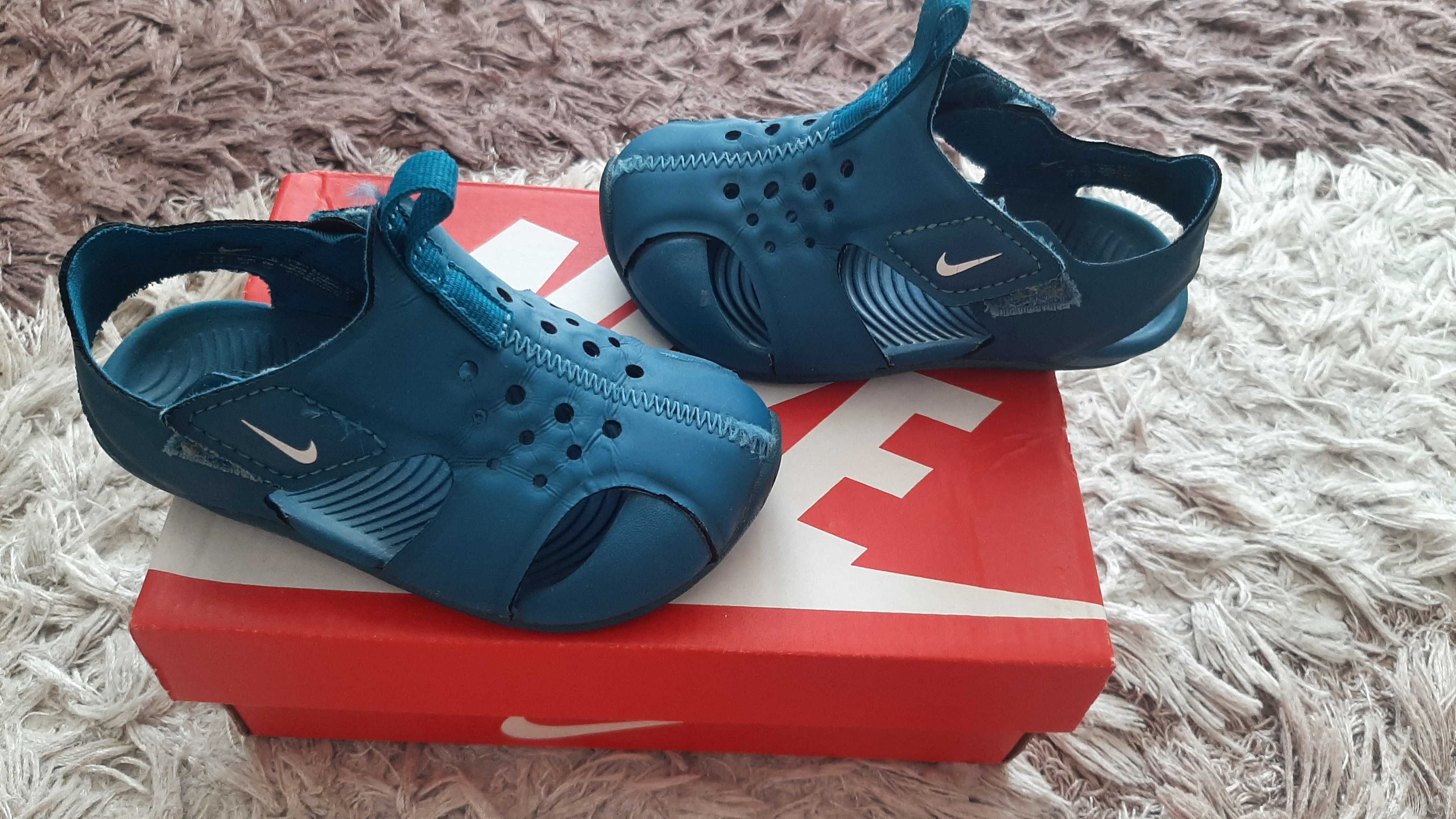 Buty Nike sunray protect,r. 22,sandałki