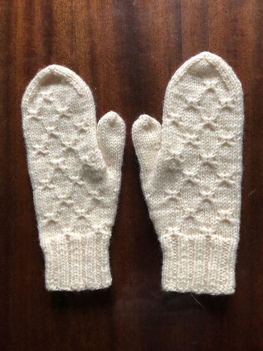 Рукавички ручної роботи