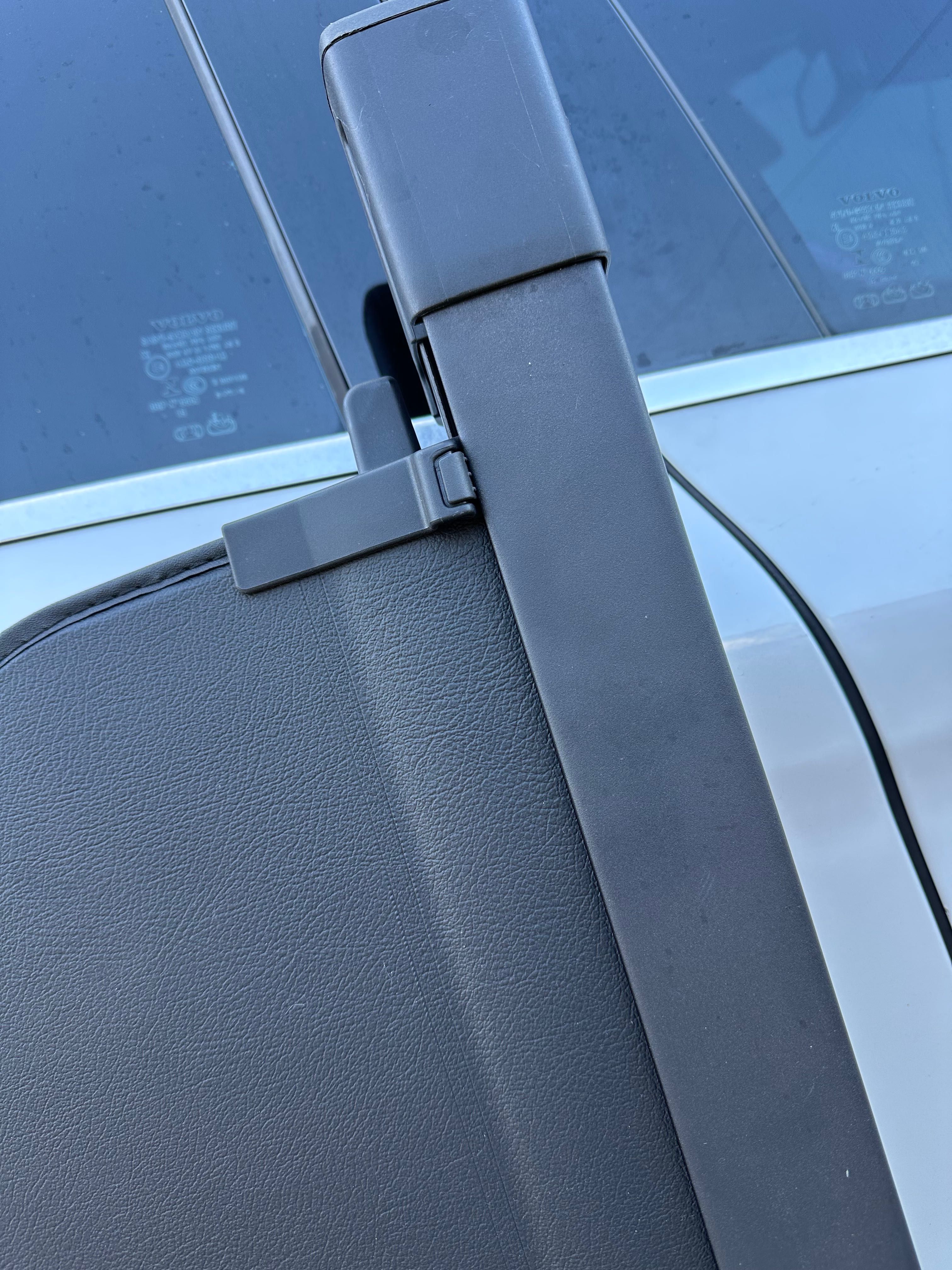 Шторка нова в багажник Volkswagen ID.6