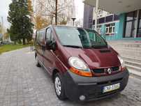 Renault Trafic dla niepełnosprawnych 9 osobowy