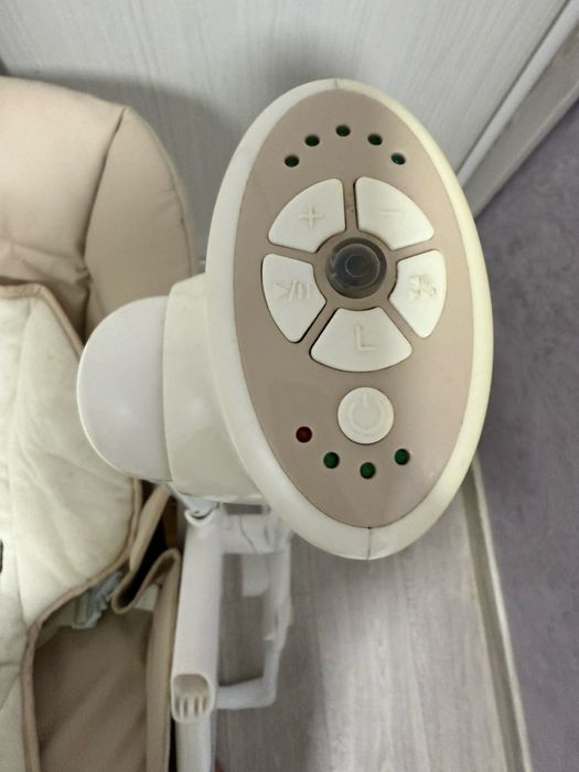 Стільчик 3 в 1  CARRELLO Triumph