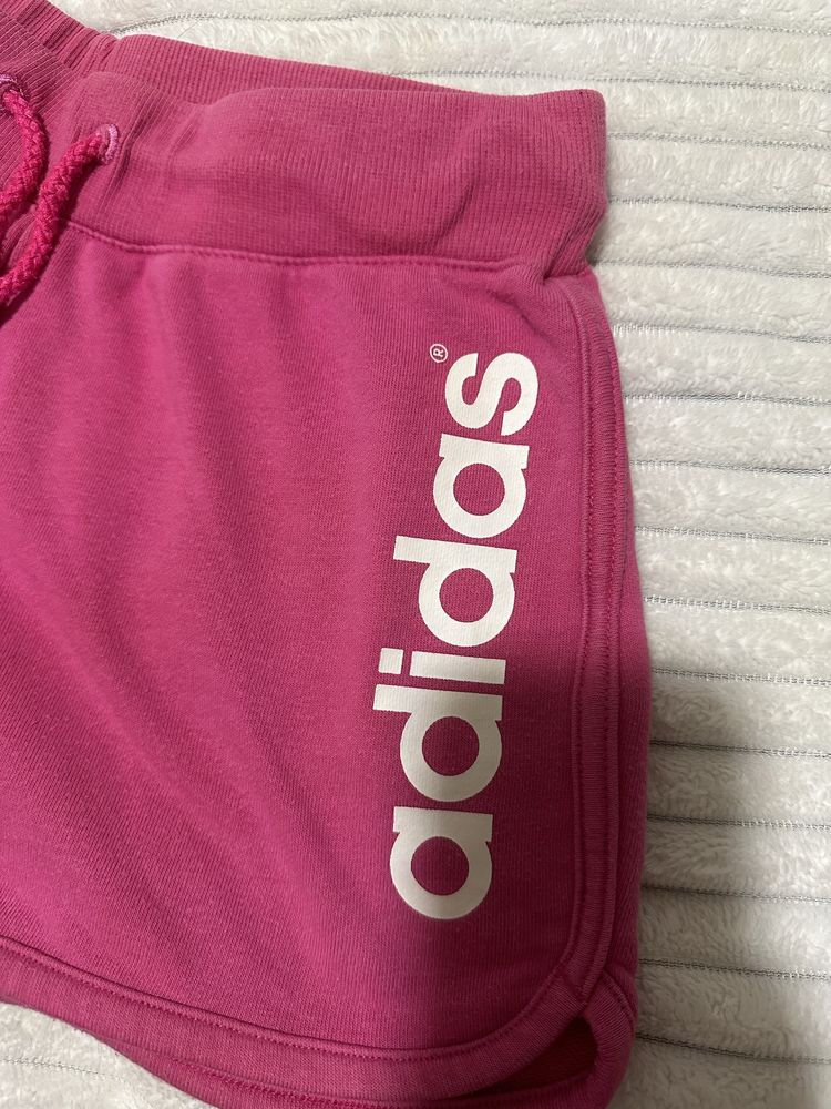 Calções adidas femininos