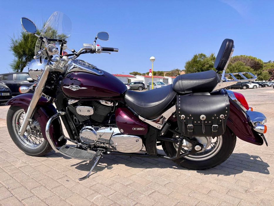 Chopper Suzuki Intruder